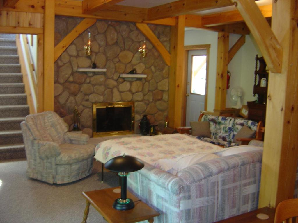Sunny Rock Bed & Breakfast Minden Стая снимка