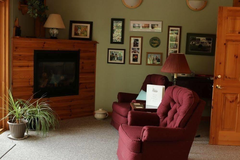 Sunny Rock Bed & Breakfast Minden Екстериор снимка