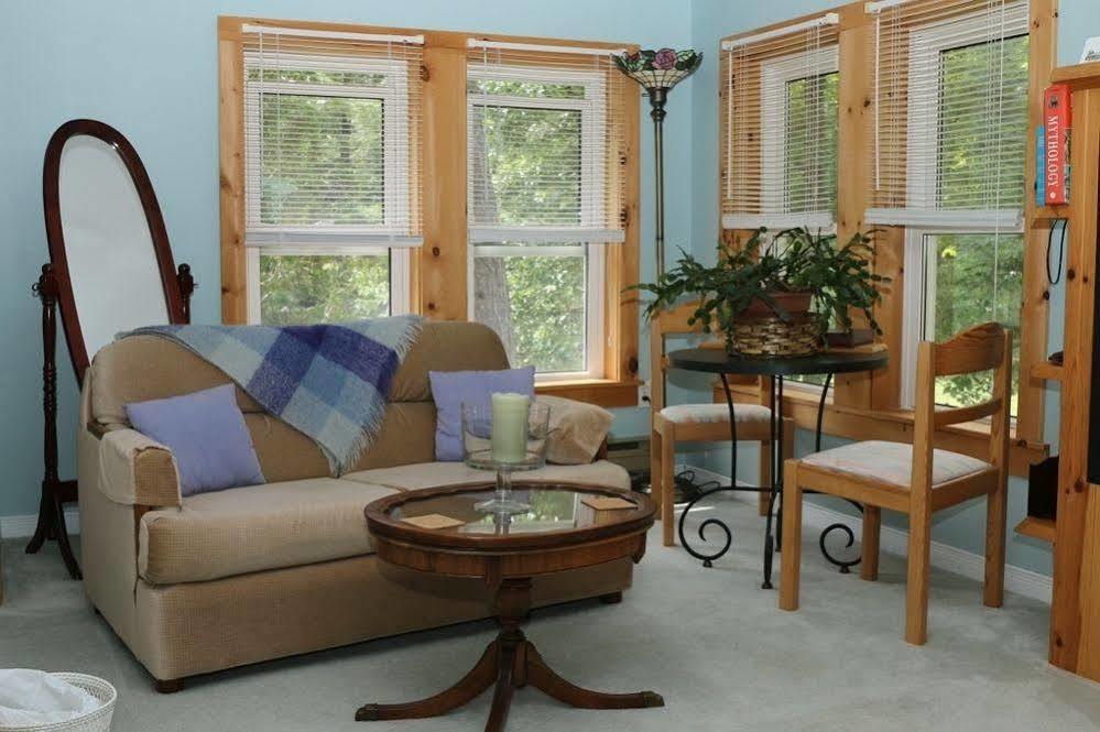 Sunny Rock Bed & Breakfast Minden Екстериор снимка